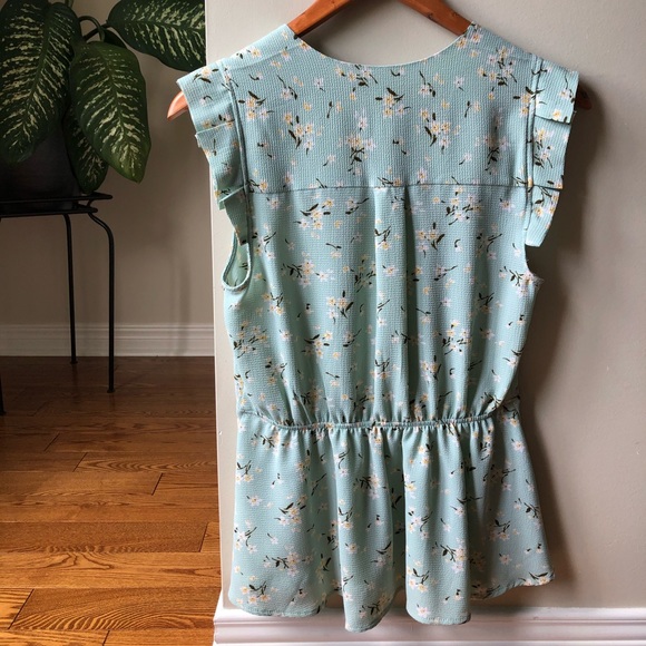 SOLD Monteau Cap Sleeve Blouse - Picture 2 of 8